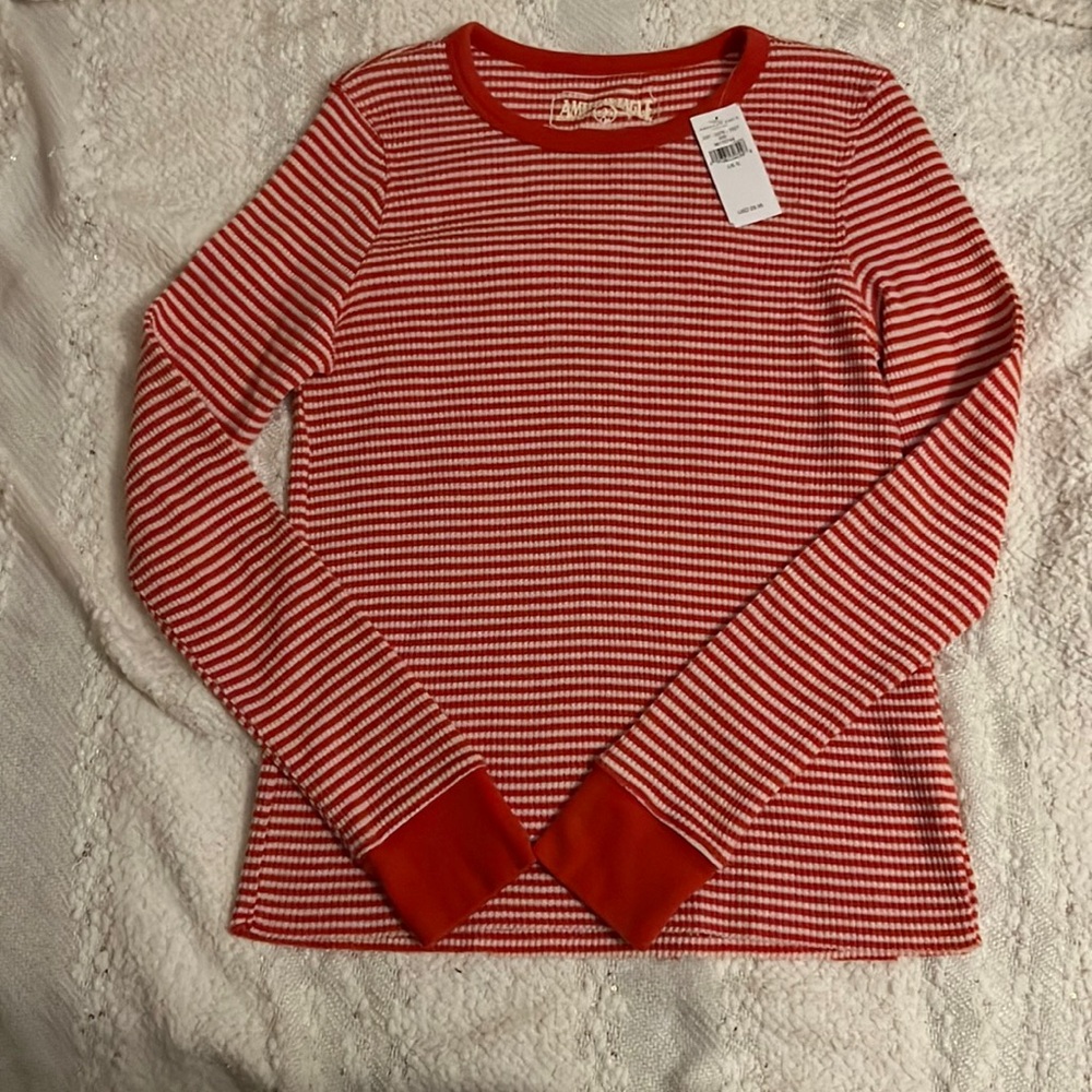 American Eagle long sleeve top / size small